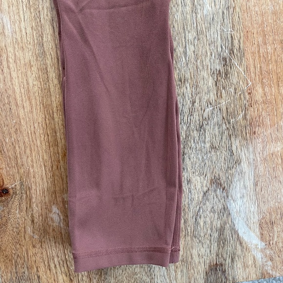 Unlimit High-Rise Crop 23" - Picture 10 of 12